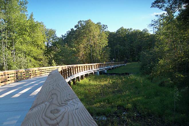 Farmington Canal State Park Trail | Visit CT