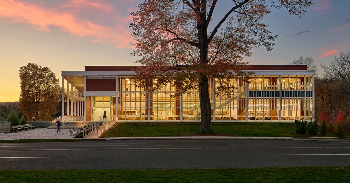 Bloomfield Public Library | CTvisit