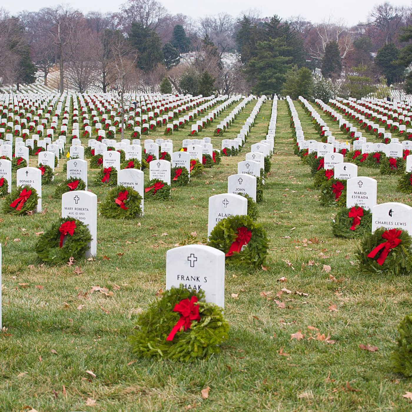 Wreathes Across America