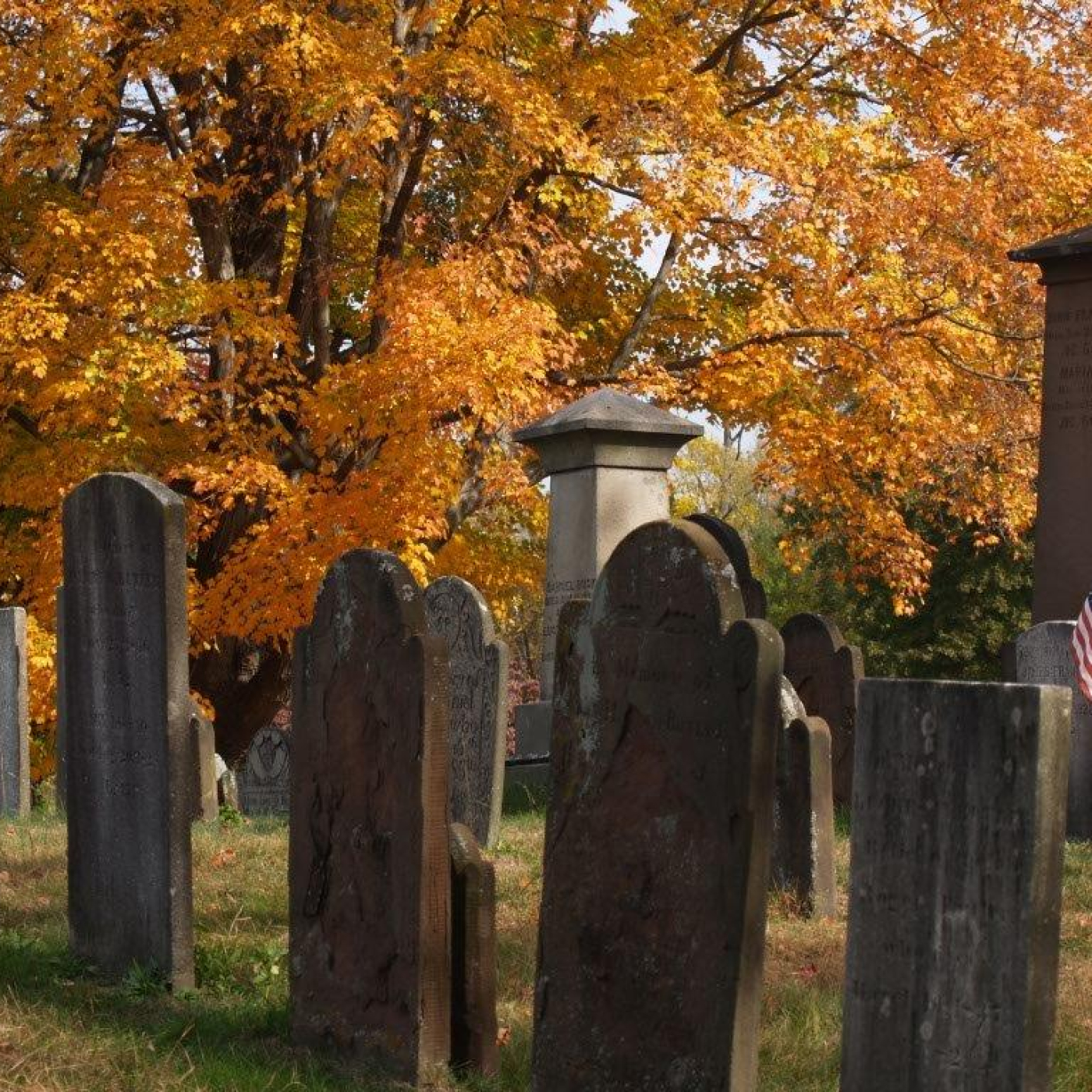 Ancient Burying Ground Tours Graves Fall