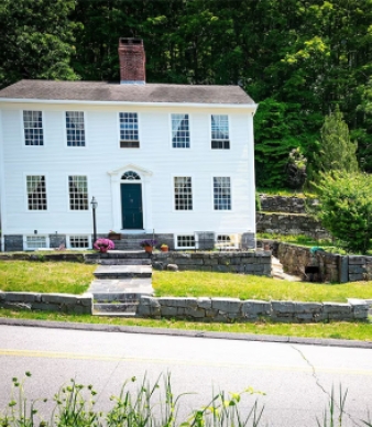 Historic Connecticut Riverview Getaway