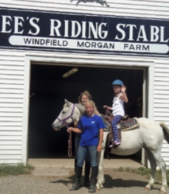 Lee&#039;s Riding Stable