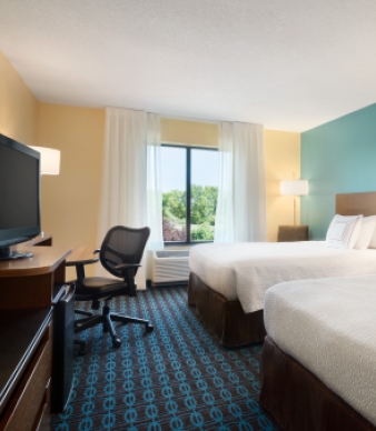 Manchester Fairfield Inn &amp; Suites