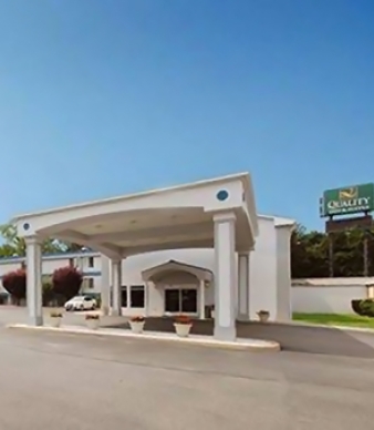 Quality Inn &amp; Suites - Danbury