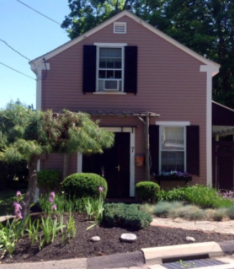Mystic Arbor Cottage
