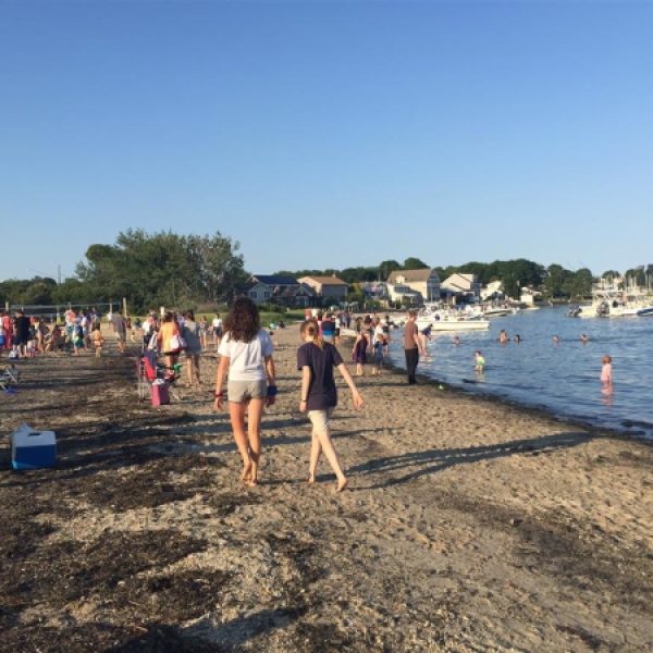 Esker Point Beach Concerts: A Memorable Musical Escape