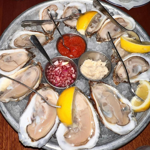 Oysters at the Restaurant at Rowayton Seafood 