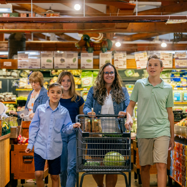 Bishop's Farm Market
