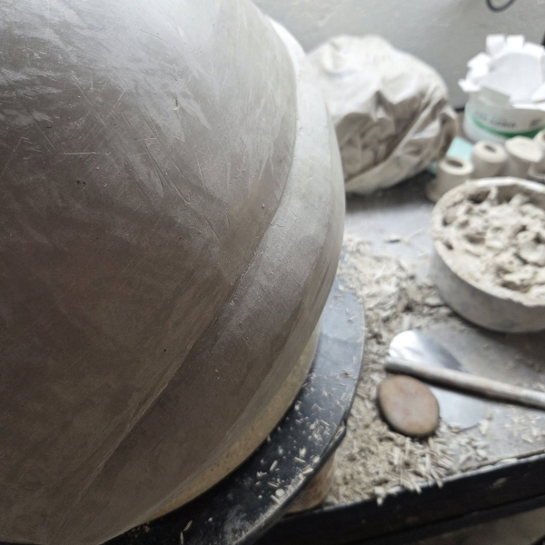 Karaku Pottery in Bethel 