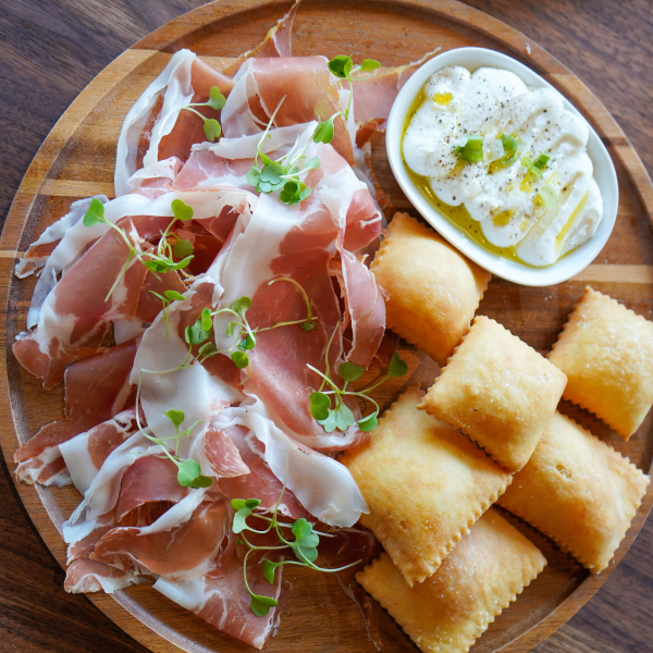 A charcuterie plate with prosciutto at Max a Mia in Avon, CT