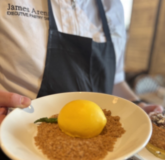 Un postre de limón de Casadoro, Newington