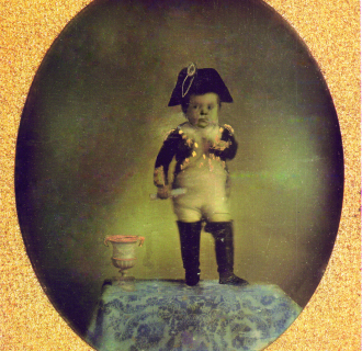 Portraying a range of historical figures, Tom Thumb performed for Abraham Lincoln and Queen Victoria. 