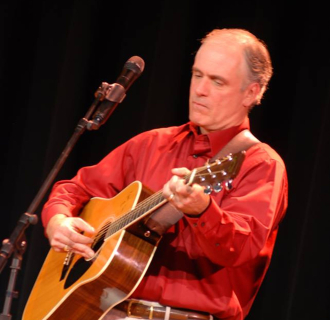 Dan Ringrose with guitar