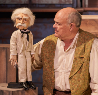 Mark Twain puppet with Bob Beuth