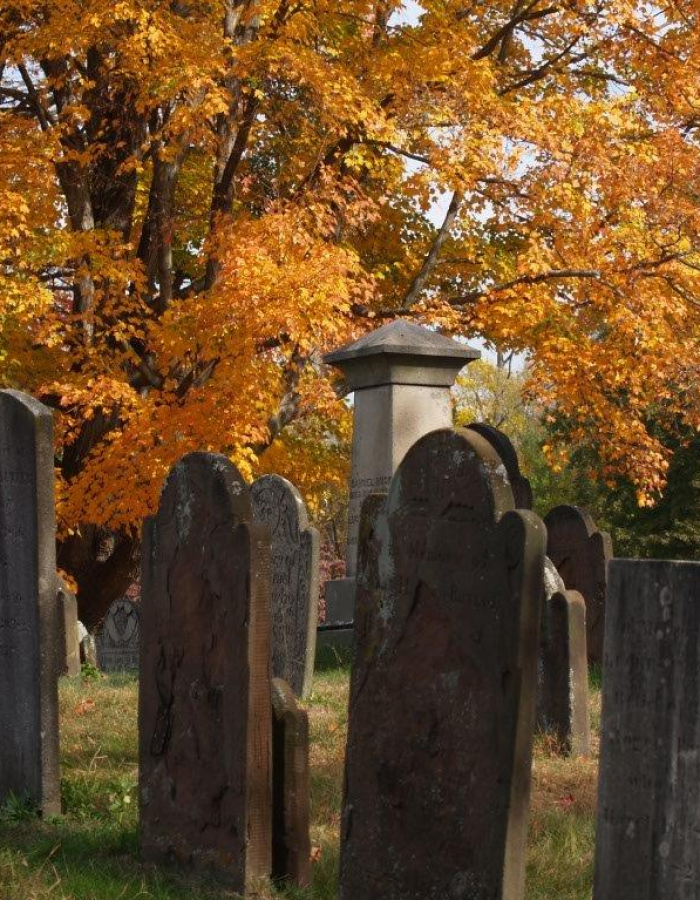 Ancient Burying Ground Tours Graves Fall
