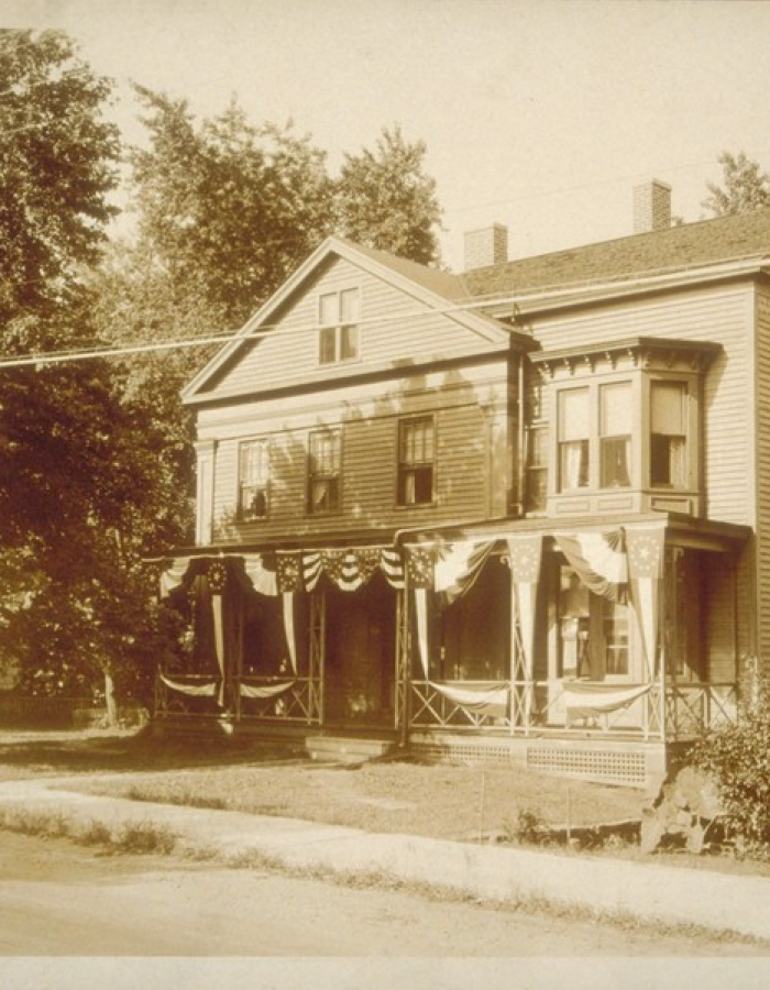 Historic photo of house on the banks of Groton, Connecticut.