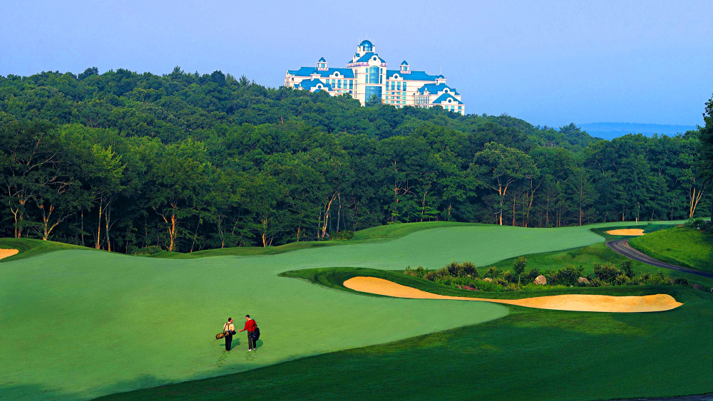 Golf at Lake of Isles Foxwoods