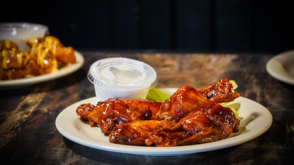 Alitas en Dew Drop Inn en Derby, CT