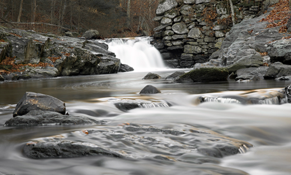 Farmill River Falls in Shelton